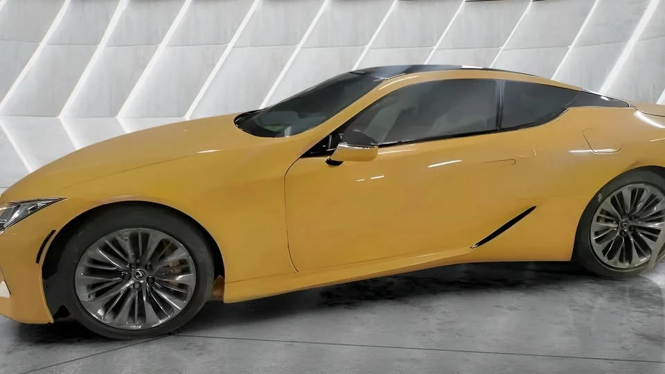 2019 Lexus LC - Image 4 of 12