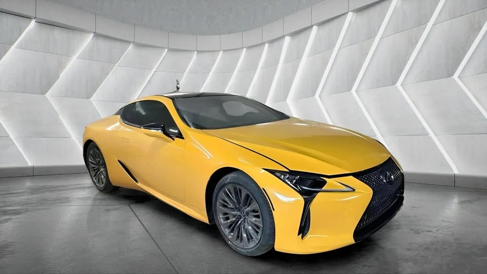 2019 Lexus LC - Image 6 of 12