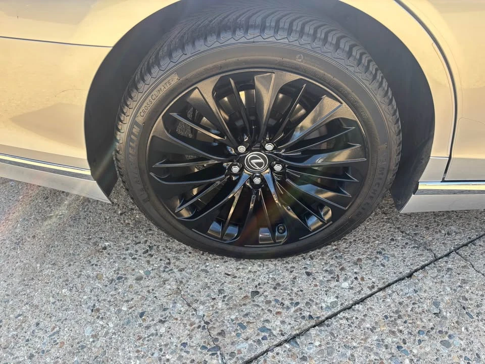 2019 Lexus LS 5th Gen - Image 10 of 13