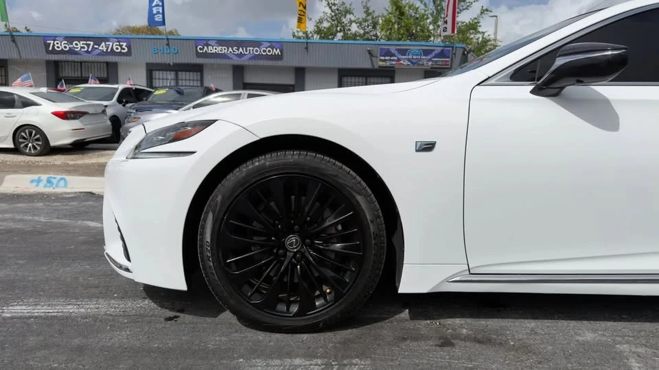 2019 Lexus LS 5th Gen - Image 6 of 20