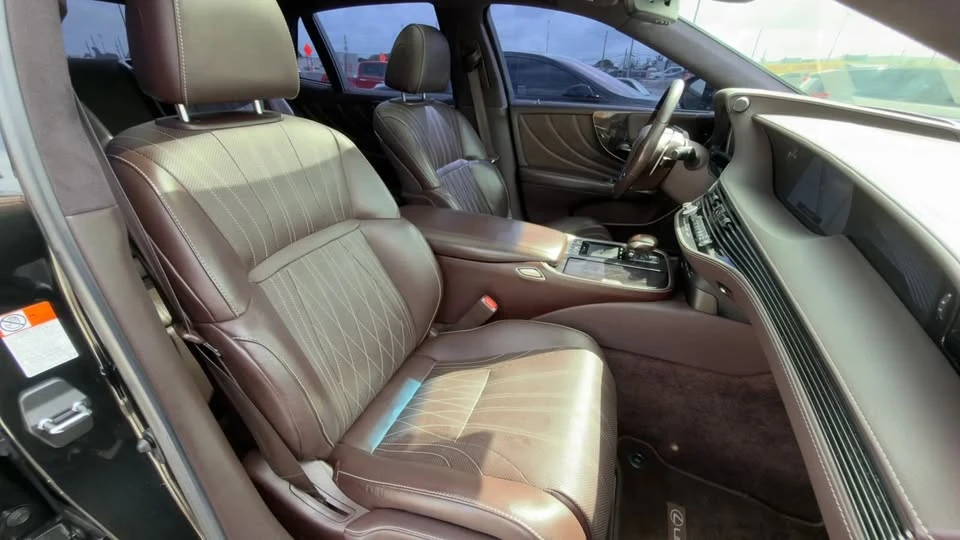 2019 Lexus LS 5th Gen - Image 12 of 20