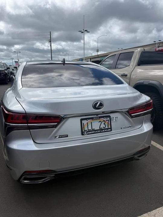 2019 Lexus LS 5th Gen - Image 5 of 10