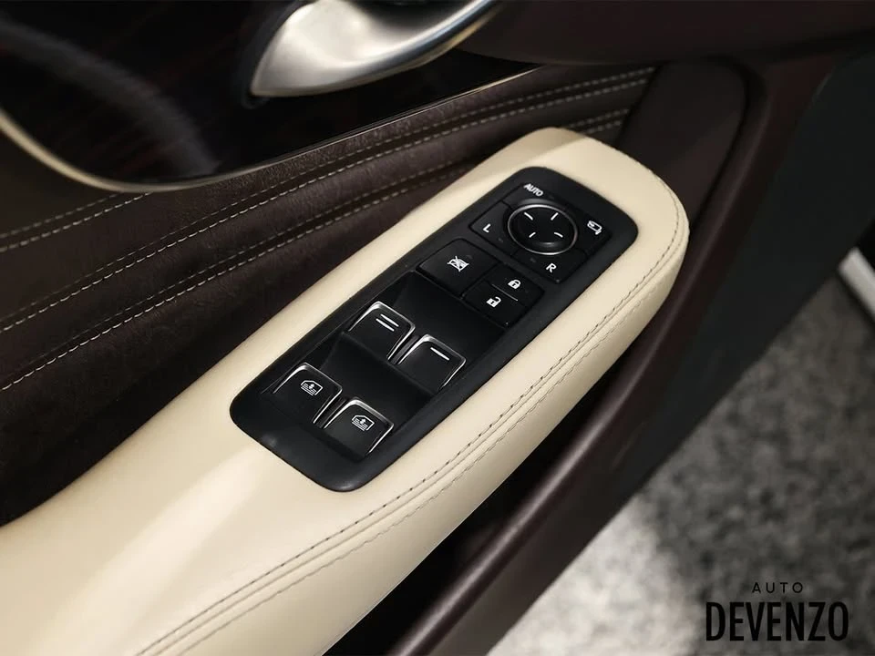 2019 Lexus LS 5th Gen - Image 8 of 20