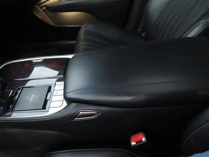 2019 Lexus LS 5th Gen - Image 12 of 19