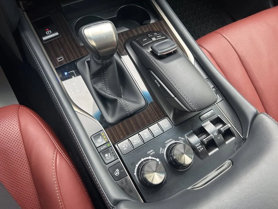 2019 Lexus LX 4th Gen - Image 18 of 18