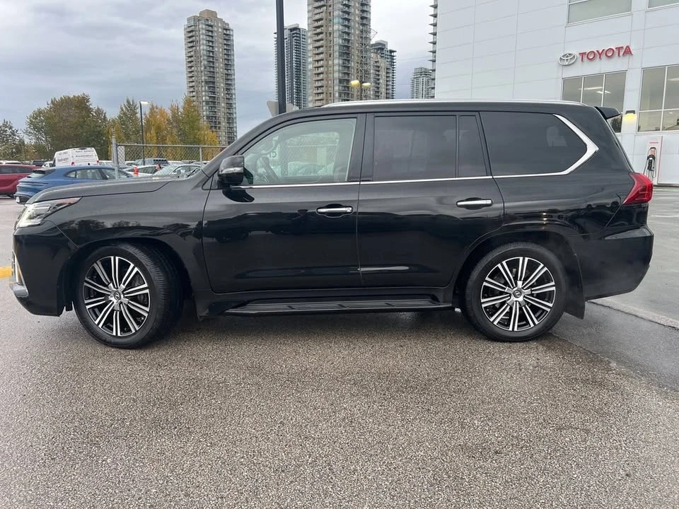 2019 Lexus LX 4th Gen - Image 8 of 18