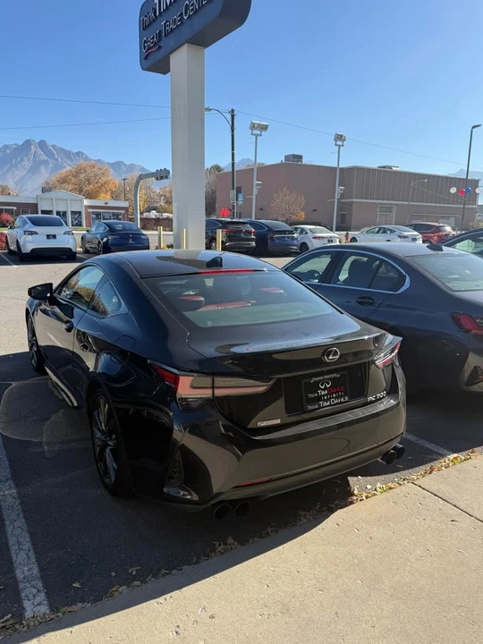 2019 Lexus RC - Image 7 of 8
