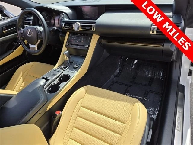 2019 Lexus RC - Image 20 of 20