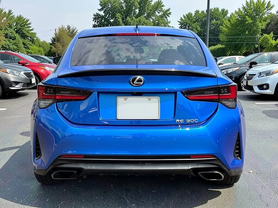 2019 Lexus RC - Image 6 of 15