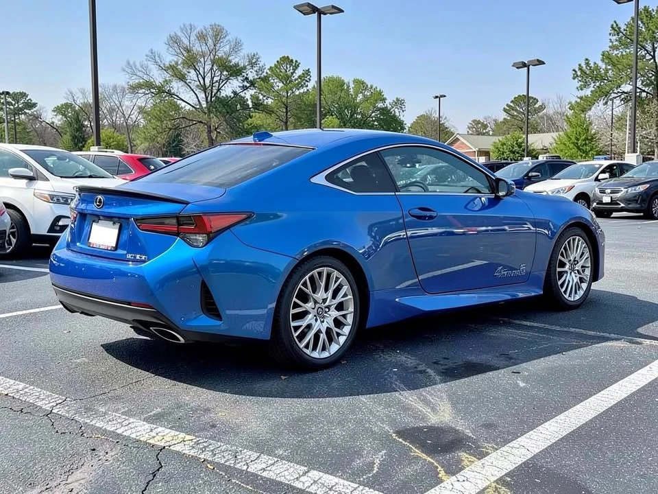 2019 Lexus RC - Image 7 of 15