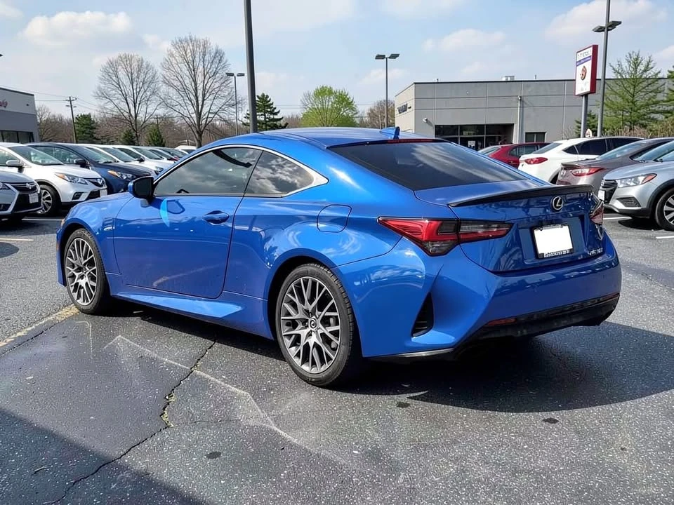 2019 Lexus RC - Image 5 of 15