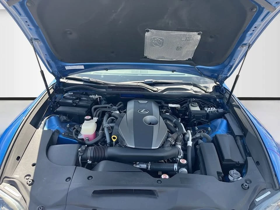 2019 Lexus RC - Image 14 of 15