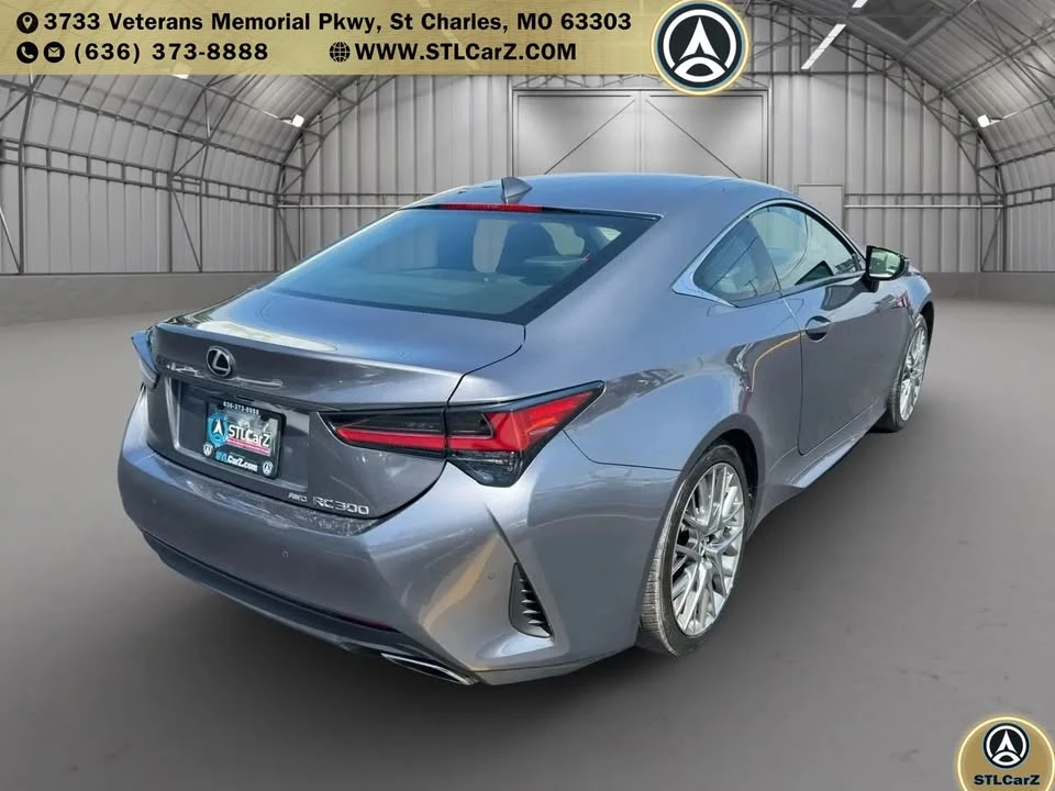 2019 Lexus RC - Image 3 of 10