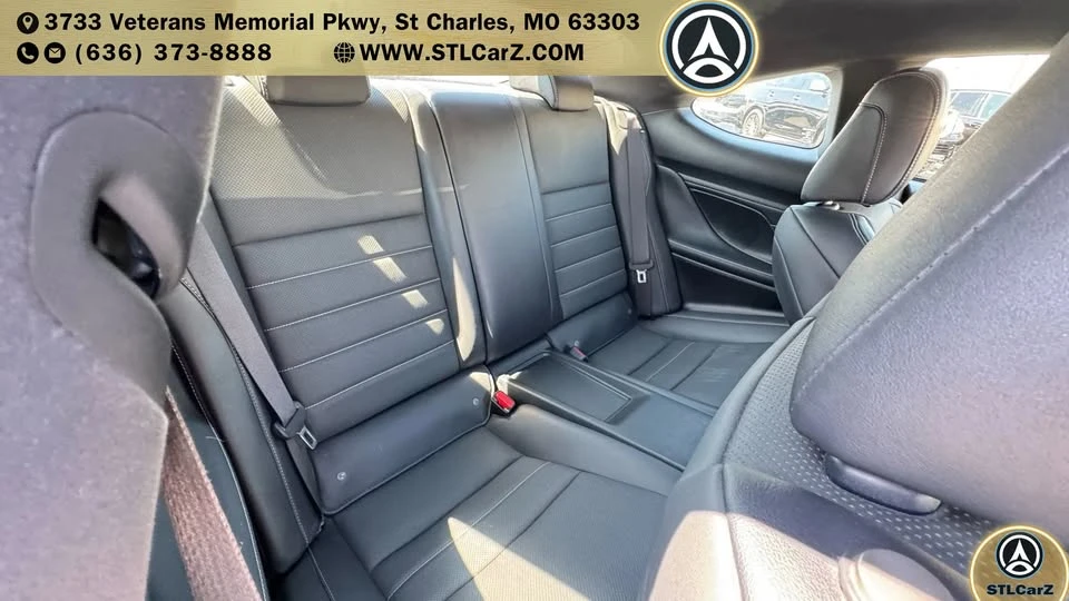 2019 Lexus RC - Image 9 of 10