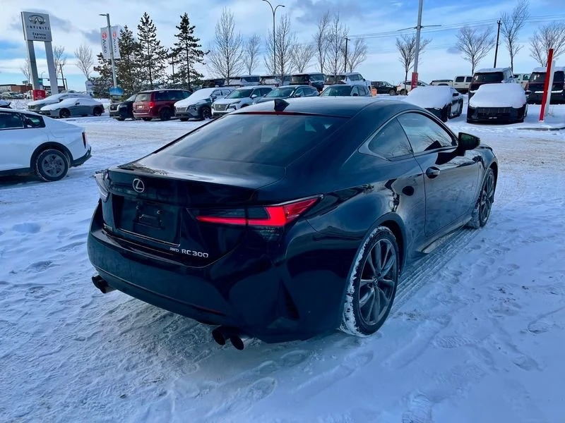 2019 Lexus RC - Image 5 of 17