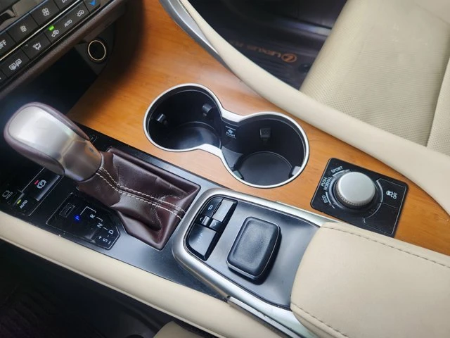 2019 Lexus RX 4th Gen - Image 18 of 20