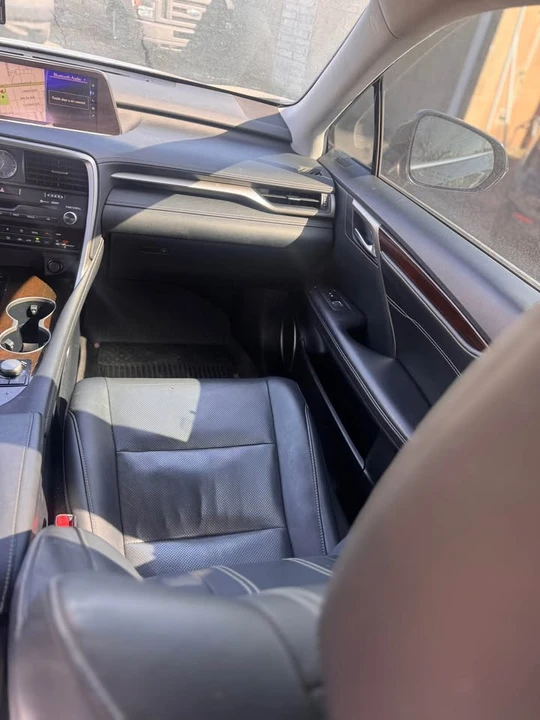 2019 Lexus RX 4th Gen - Image 9 of 16