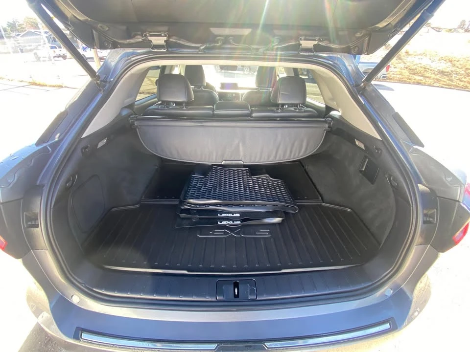 2019 Lexus RX 4th Gen - Image 16 of 17