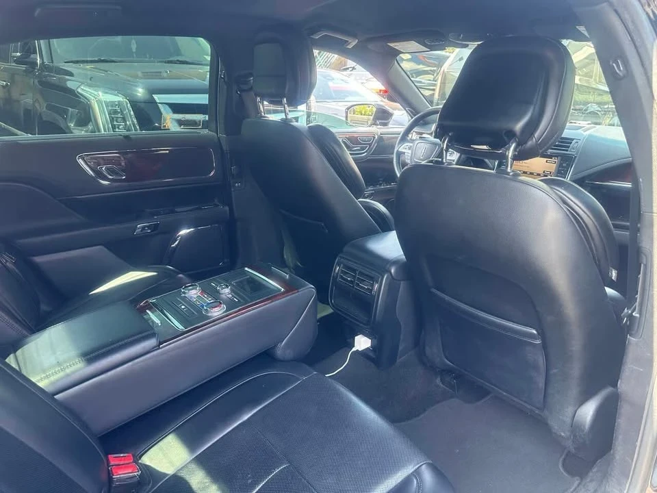 2019 Lincoln Continental 10th Gen - Image 19 of 20