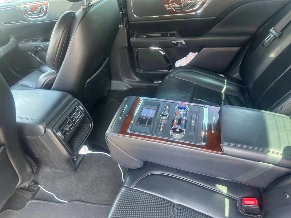 2019 Lincoln Continental 10th Gen - Image 12 of 20