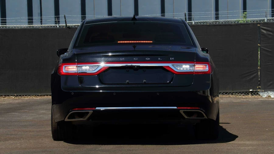 2019 Lincoln Continental 10th Gen - Image 15 of 24