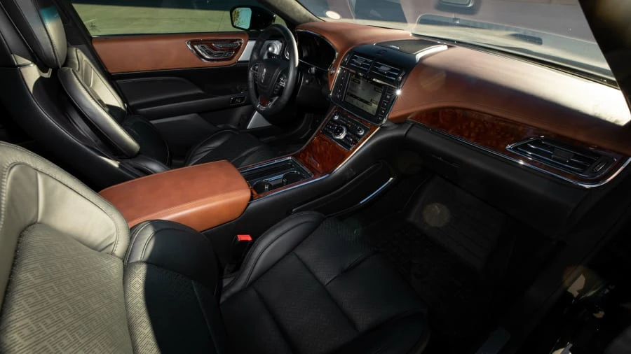 2019 Lincoln Continental 10th Gen - Image 5 of 27