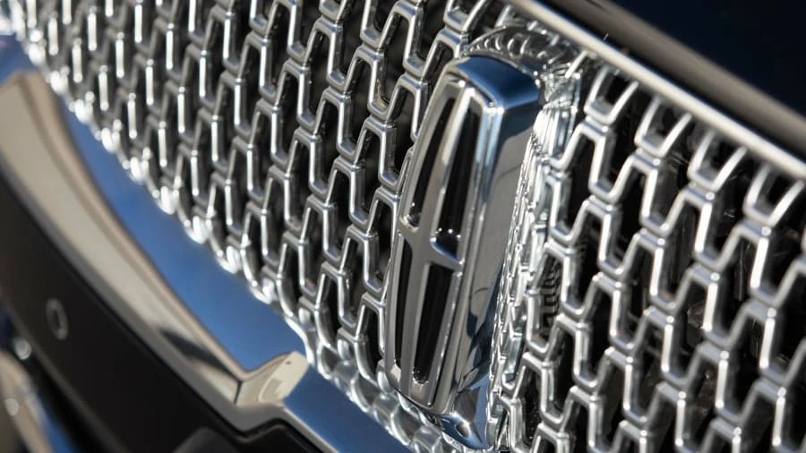 2019 Lincoln Continental 10th Gen - Image 16 of 27