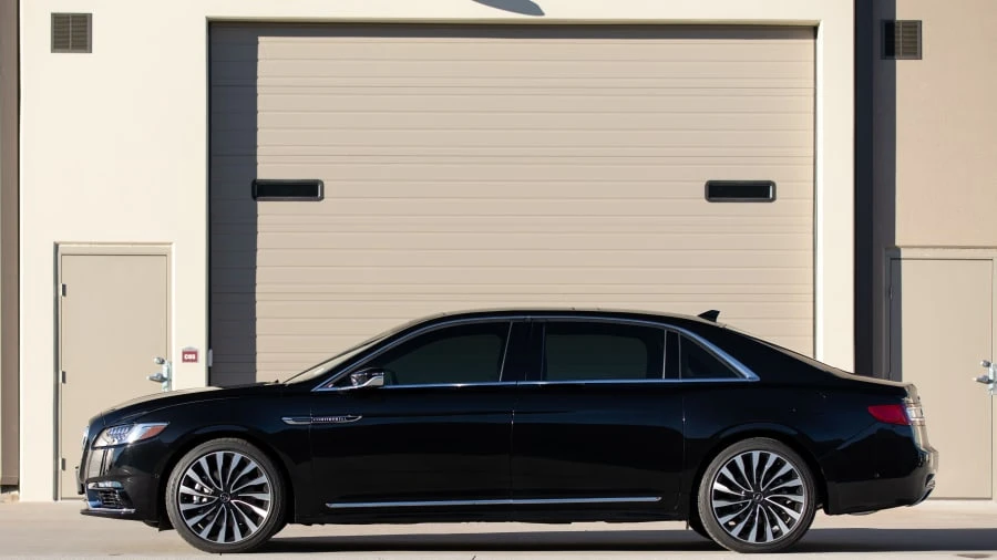 2019 Lincoln Continental 10th Gen - Image 25 of 27