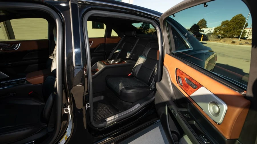 2019 Lincoln Continental 10th Gen - Image 26 of 27