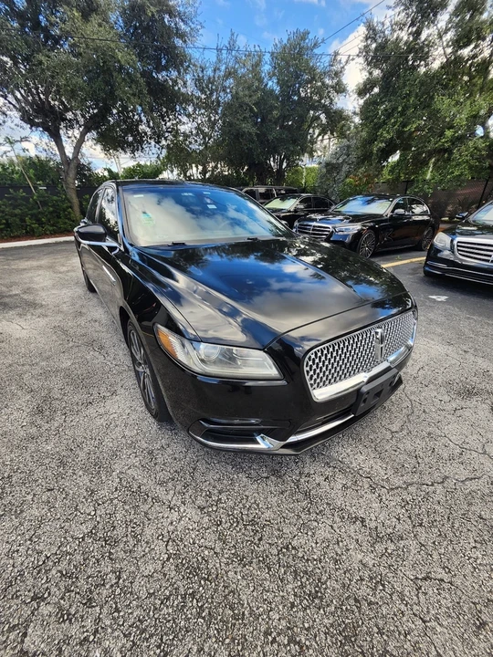 2019 Lincoln Continental 10th Gen - Image 4 of 16