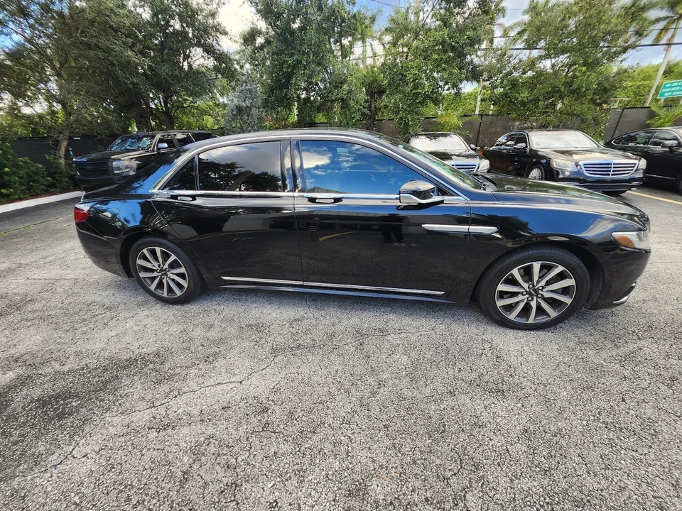 2019 Lincoln Continental 10th Gen - Image 5 of 16