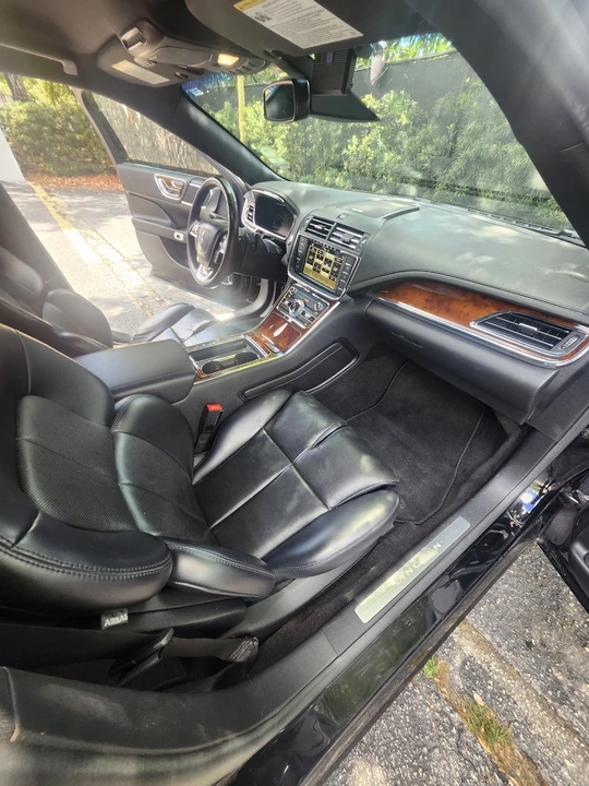 2019 Lincoln Continental 10th Gen - Image 13 of 13