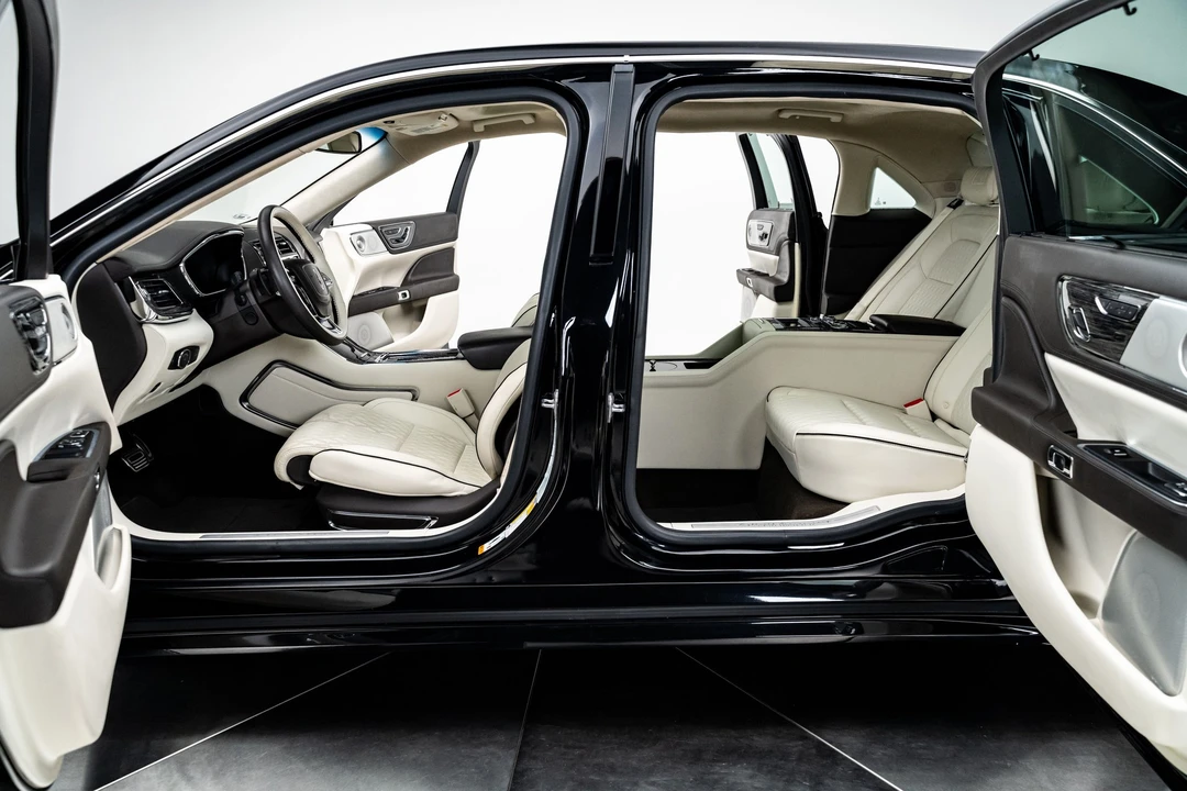 2019 Lincoln Continental 10th Gen - Image 21 of 31