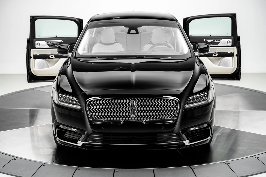 2019 Lincoln Continental 10th Gen - Image 19 of 31