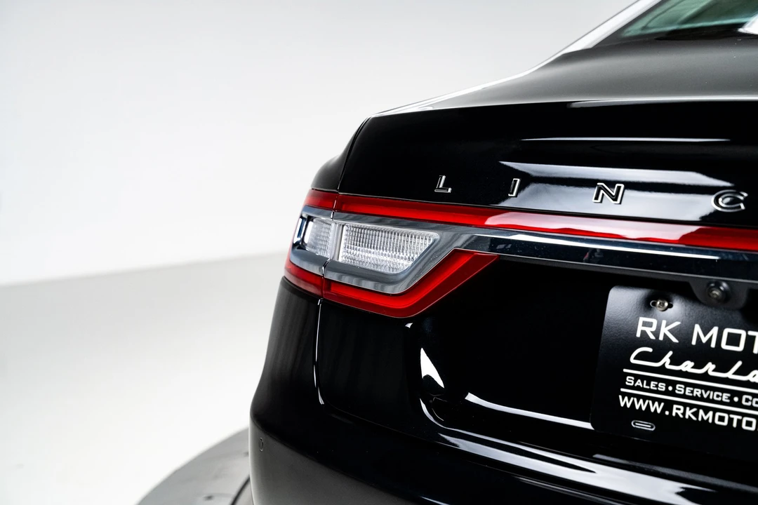 2019 Lincoln Continental 10th Gen - Image 29 of 31