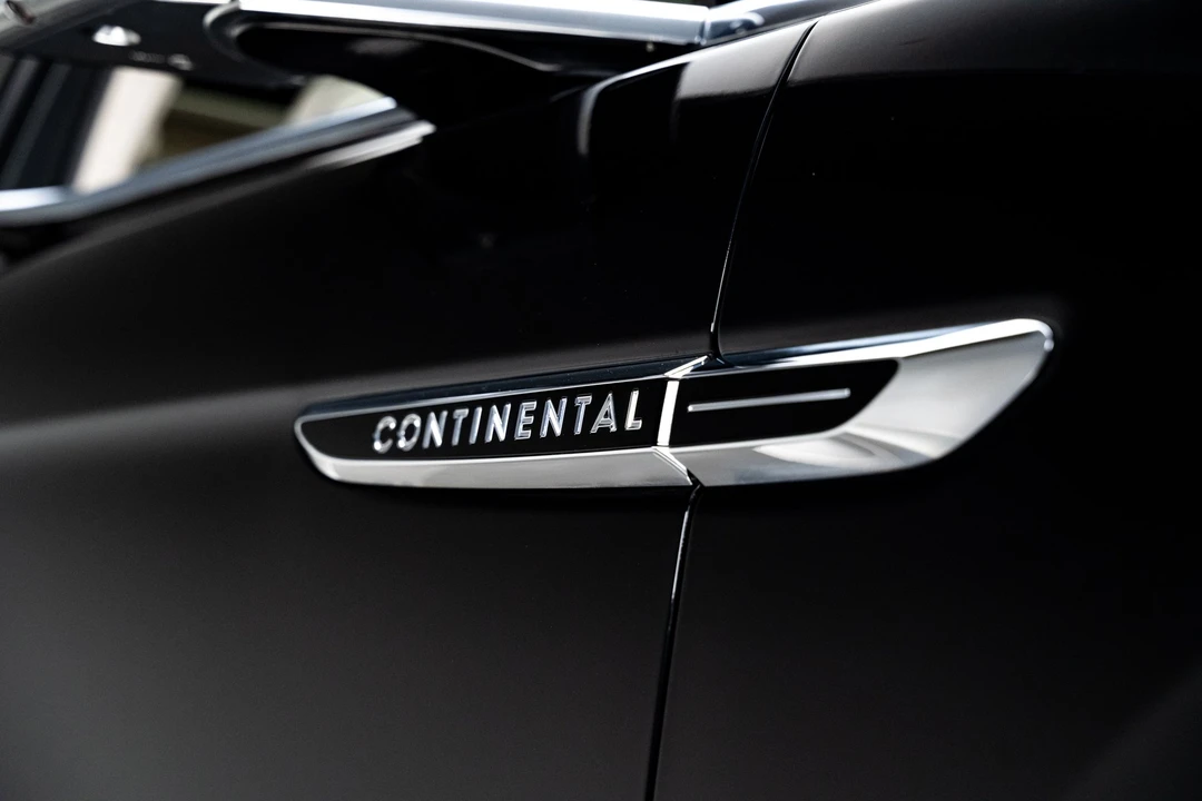 2019 Lincoln Continental 10th Gen - Image 15 of 31
