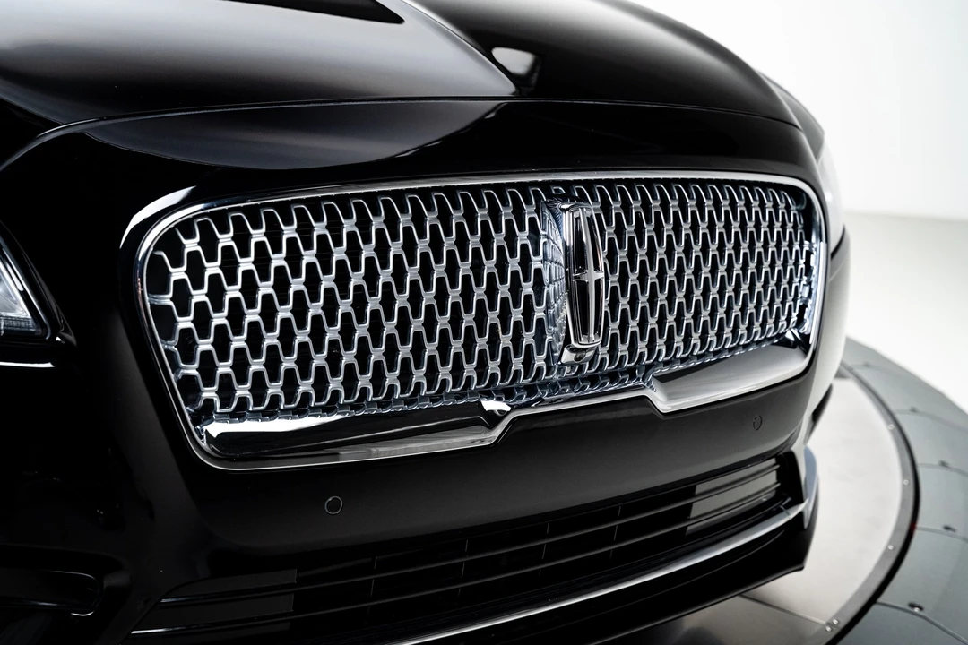 2019 Lincoln Continental 10th Gen - Image 12 of 31