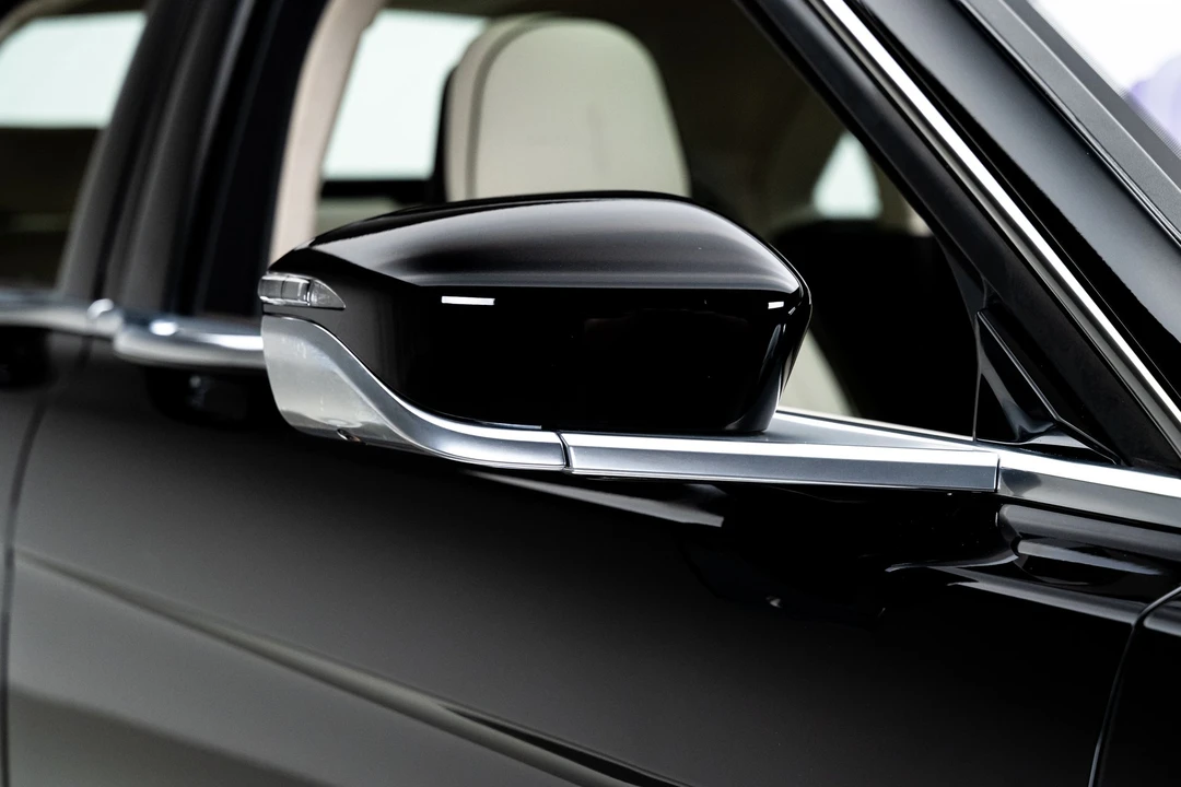 2019 Lincoln Continental 10th Gen - Image 14 of 31