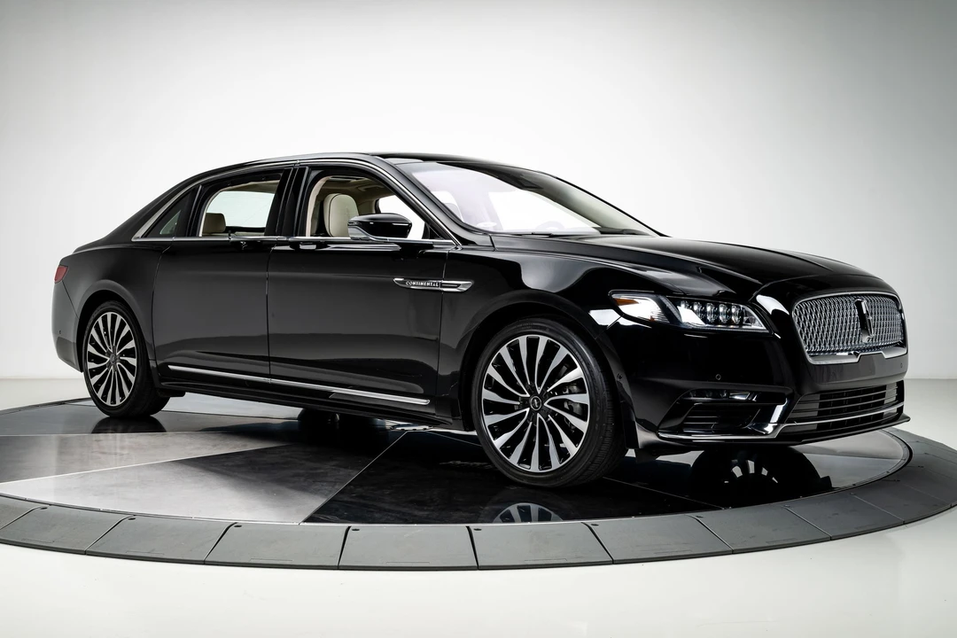 2019 Lincoln Continental 10th Gen - Image 10 of 31