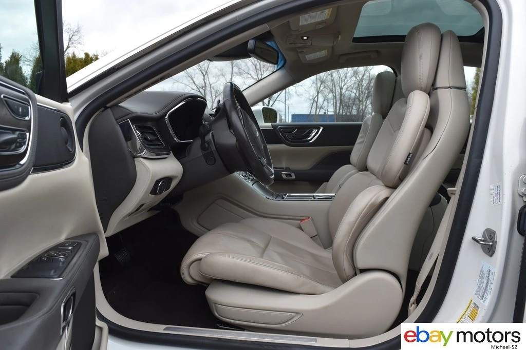 2019 Lincoln Continental 10th Gen - Image 10 of 21