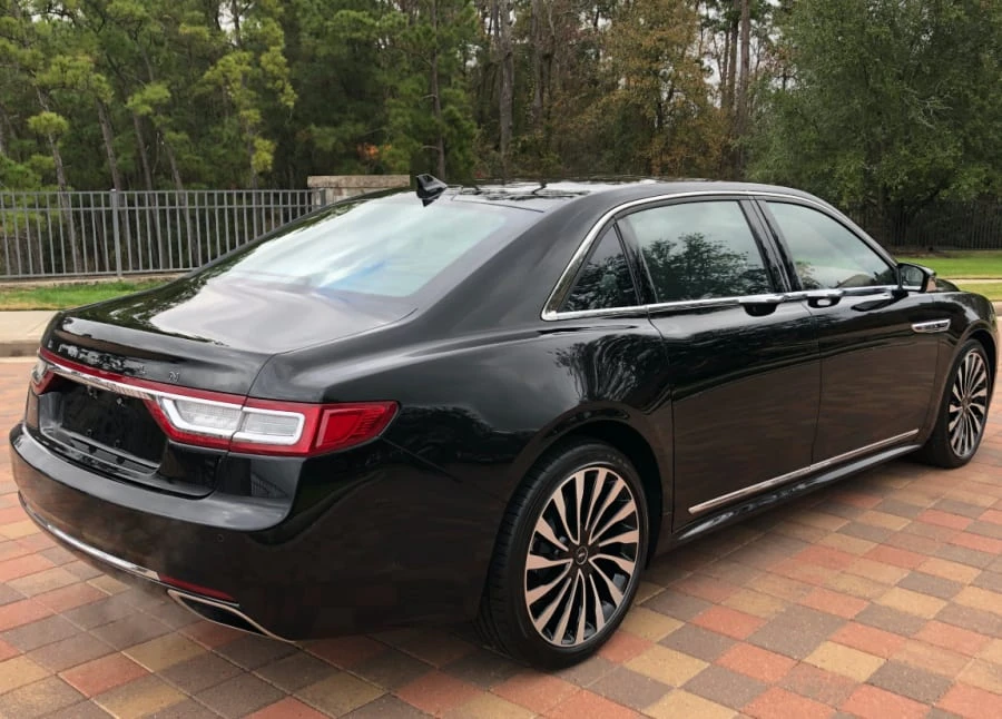 2019 Lincoln Continental 10th Gen - Image 11 of 14