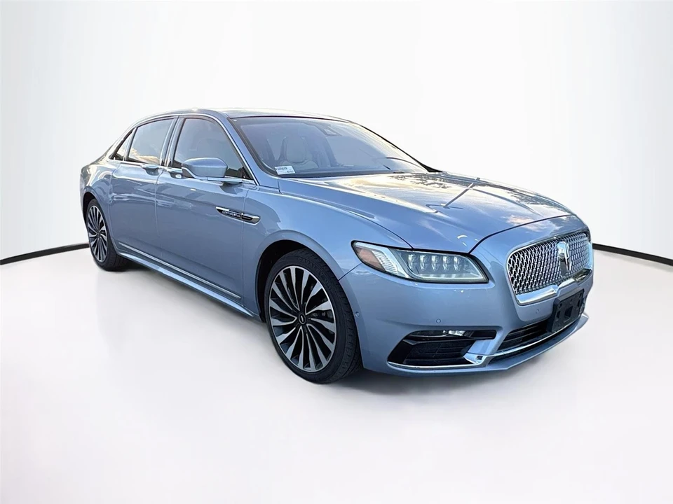 2019 Lincoln Continental 10th Gen - Image 2 of 14