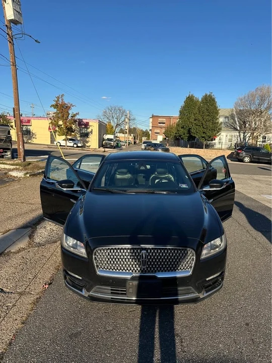 2019 Lincoln Continental 10th Gen - Image 5 of 6