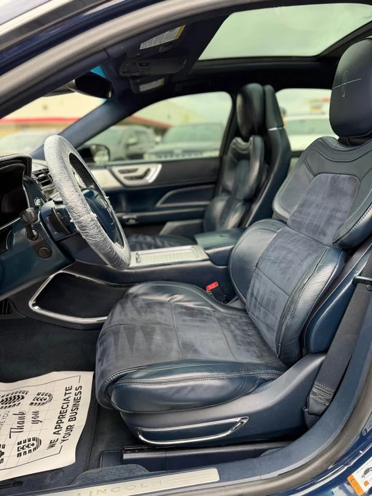 2019 Lincoln Continental 10th Gen - Image 14 of 20
