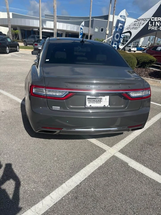 2019 Lincoln Continental 10th Gen - Image 4 of 4