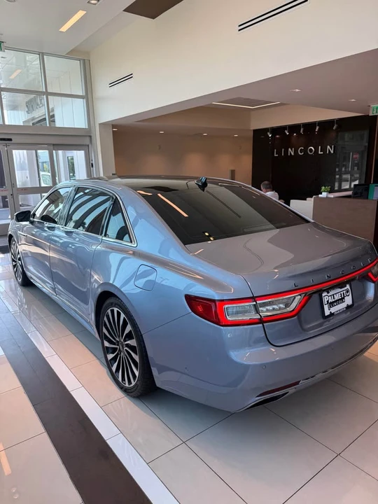 2019 Lincoln Continental 10th Gen - Image 5 of 9