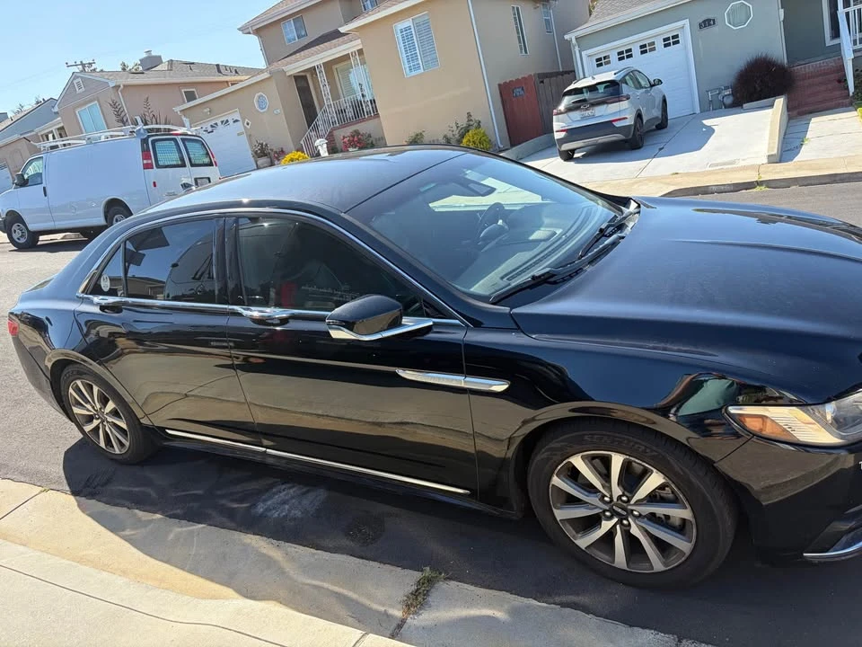 2019 Lincoln Continental 10th Gen - Image 5 of 6