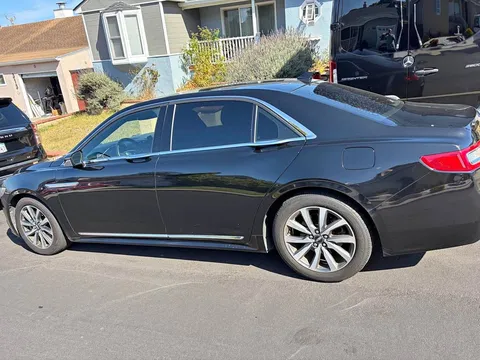 2019 Lincoln Continental Executive Sedan 4D