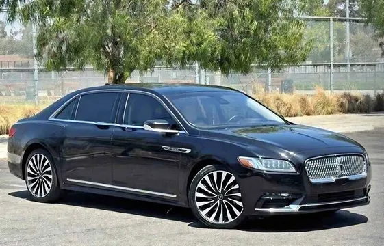 2019 Lincoln Continental Executive Sedan 4D