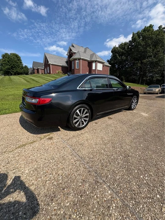 2019 Lincoln Continental 10th Gen - Image 5 of 19